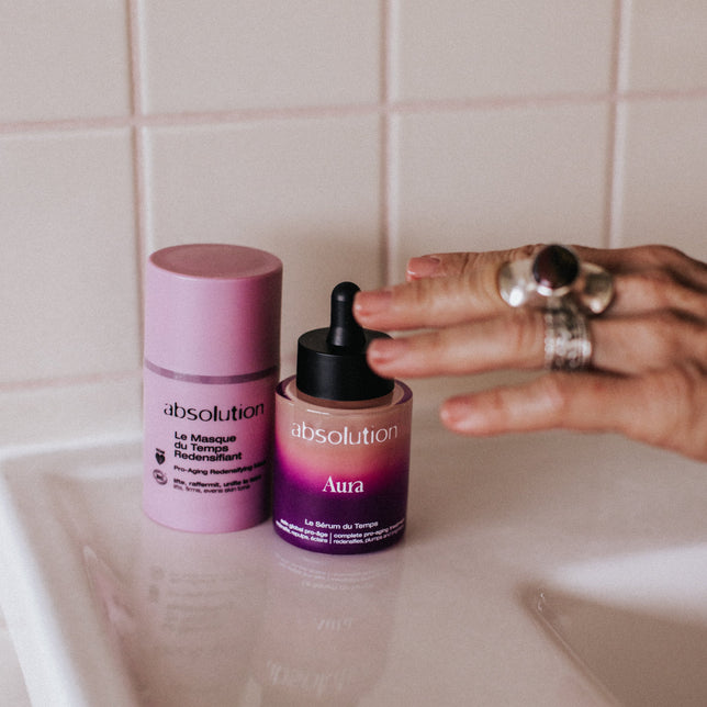 Sérum ou crème pro-âge : quelle différence ?