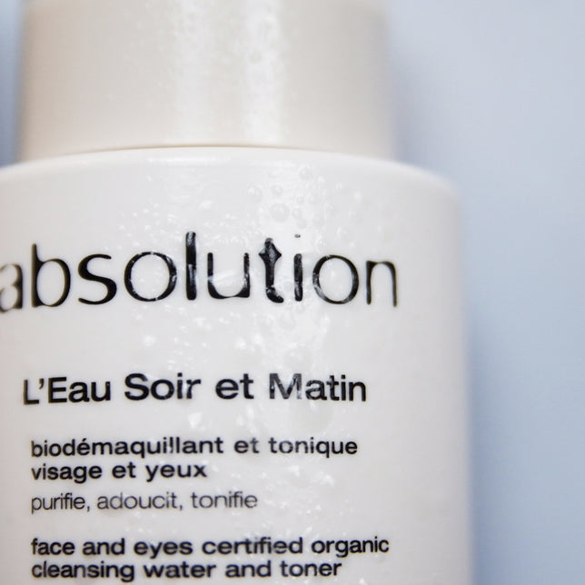 What’s the difference between removing makeup and cleansing your skin?