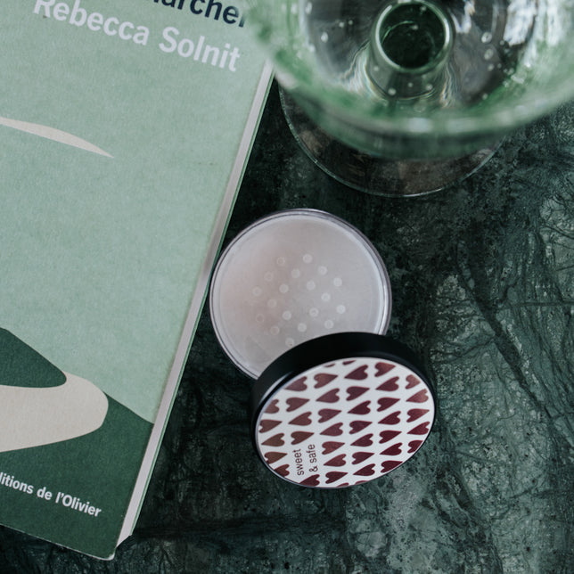 Why choose a certified-organic mineral powder?