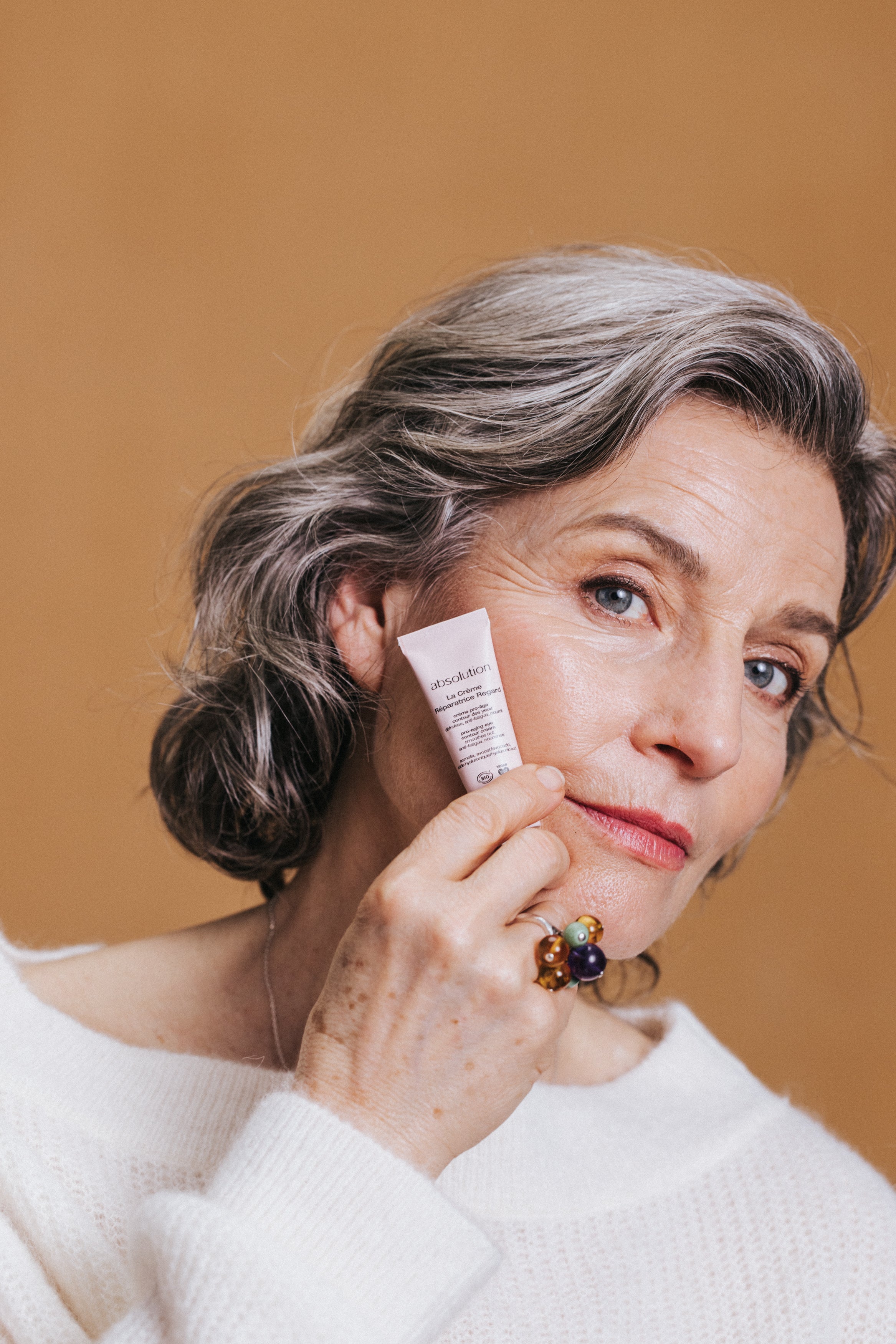 La Crème Réparatrice Regard