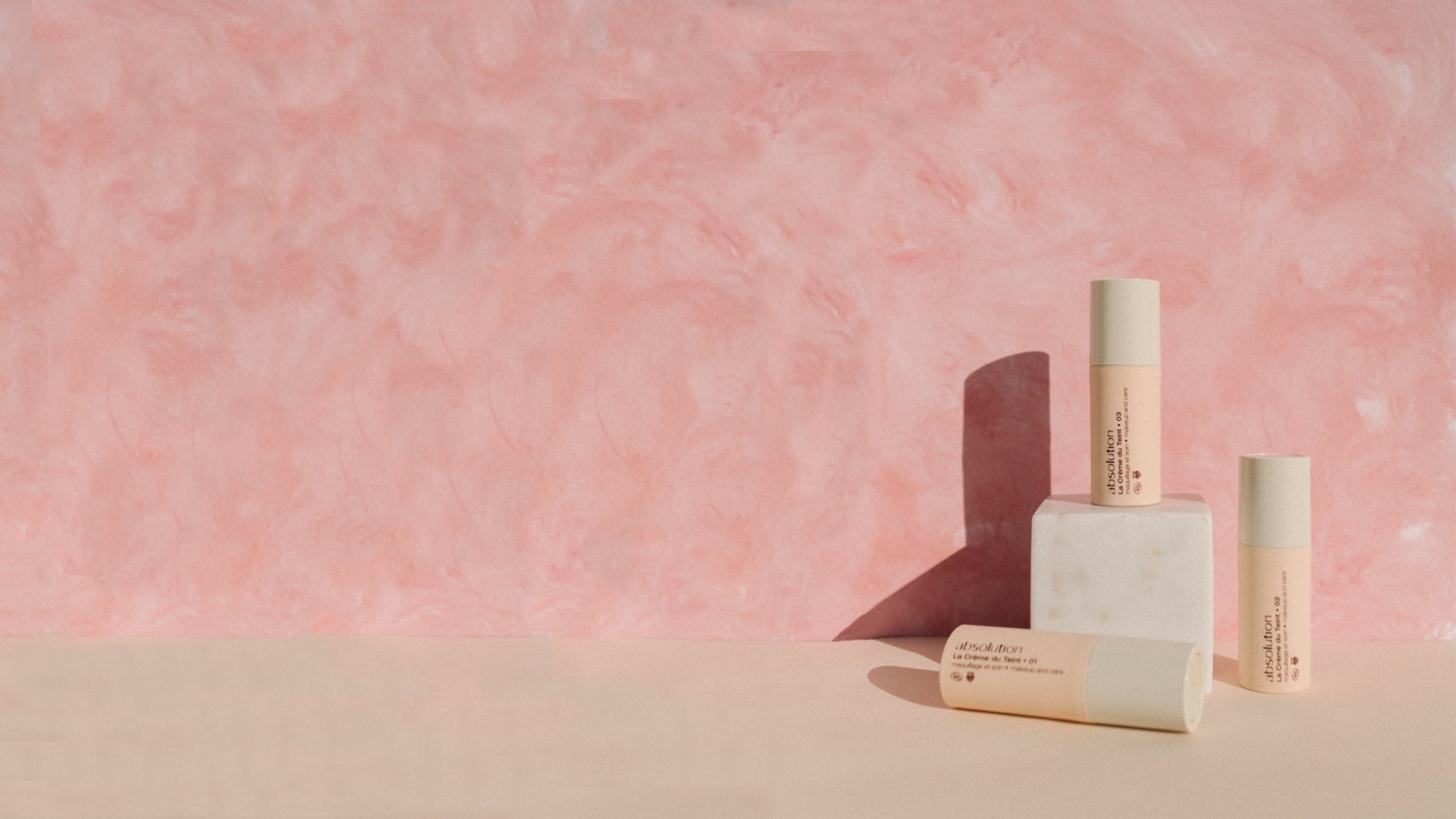 Crème teintée matifiante d’Absolution : sublimez votre teint