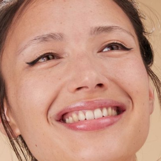 Huile de millepertuis, ses bienfaits pour le visage