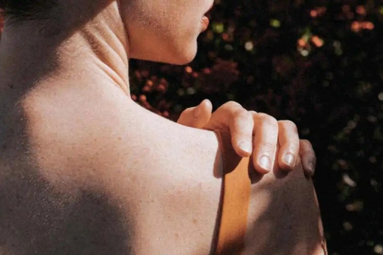 Peau sèche : quelle huile visage choisir ?