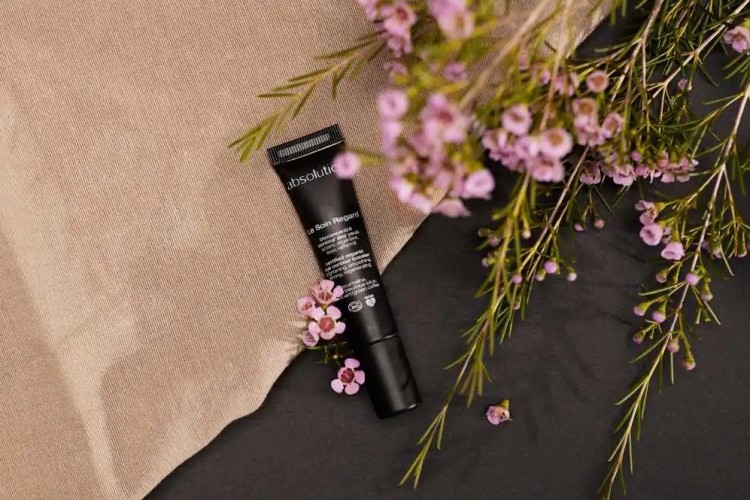 Quel soin naturel pour le contour des yeux ?