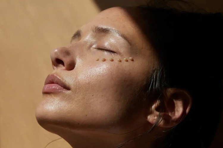 Soin anti-cernes : l’allié beauté indispensable | Absolution