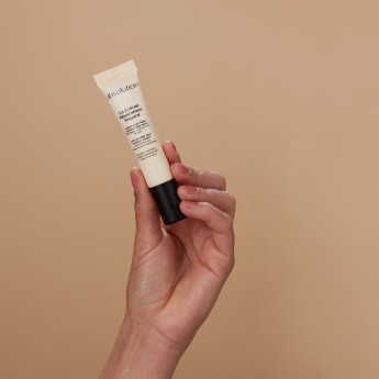 La Crème Réparatrice Regard